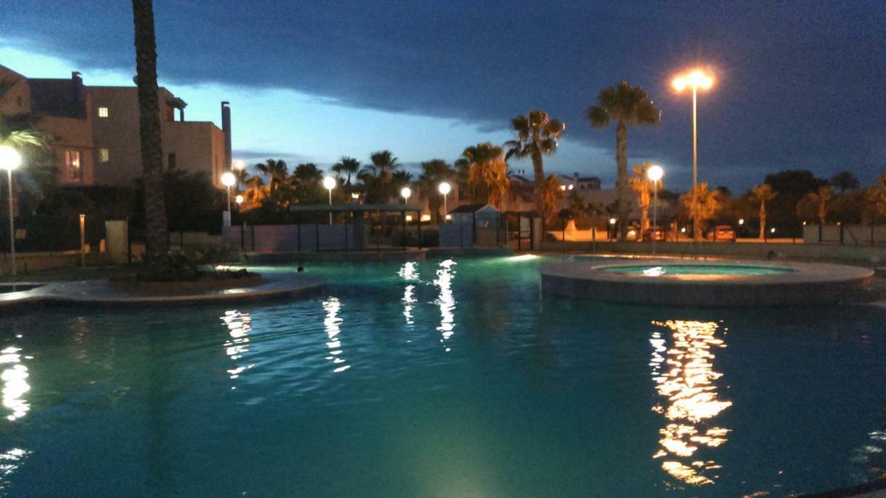 Bajo Con Jardin Wifi Junto Al Mar Apartment Orihuela Exterior photo